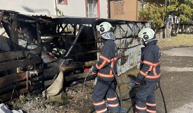 ÇANKIRI'DA YANAN GARAJ KULLANILMAZ HALE GELDİ