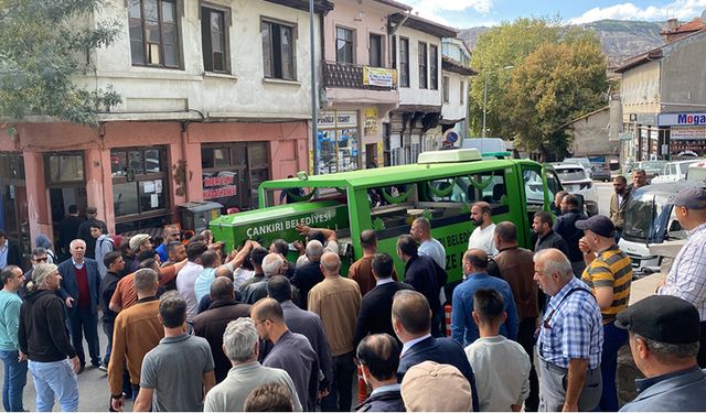 DİNİ NİKAHLI EŞİ TARAFINDAN BIÇAKLANAN KADIN HAYATINI KAYBETTİ