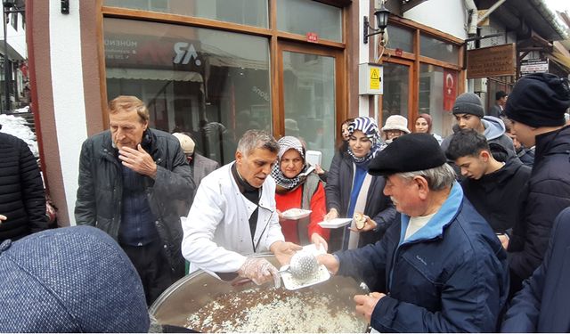 BOLU'DA ASIRLIK GELENEK HER CUMA DEVAM EDİYOR