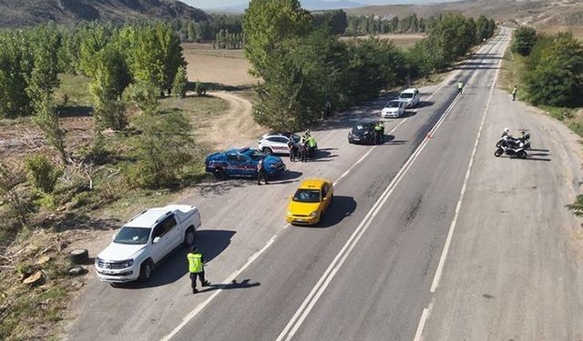 ÇANKIRI'DA ÇEŞİTLİ SUÇLARDAN ARANAN 108 ŞAHIS YAKALANDI