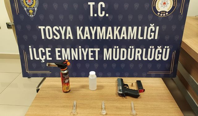 TOSYA'DA UYUŞTURUCU OPERASYONU 4 TUTUKLAMA