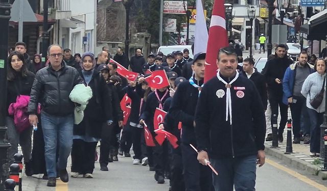 BARTIN'DA İZCİLER SARIKAMIŞ ŞEHİTLERİNİ ANDI