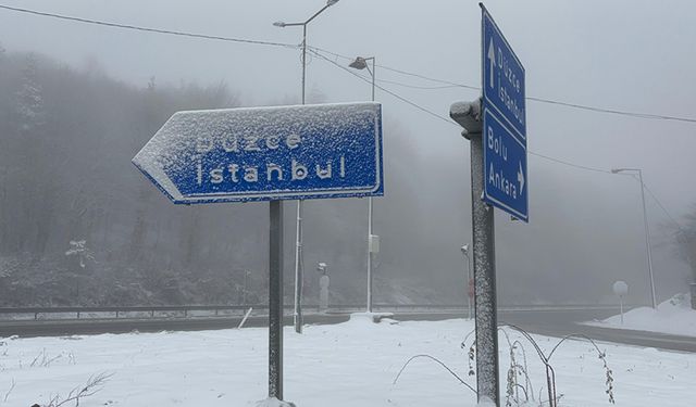 BOLU DAĞI'INDA GÖRÜŞ MESAFESİ 30 METREYE DÜŞTÜ