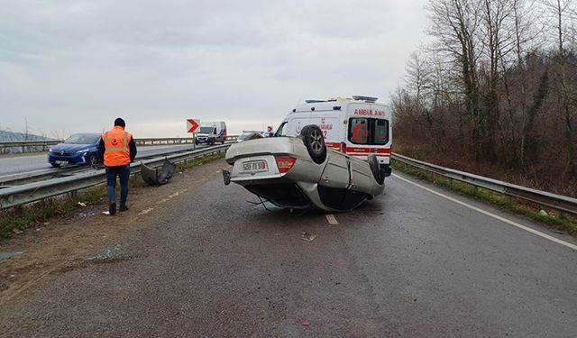 ZONGULDAK'IN ÇAYCUMA' İLÇESİNDE FECİ KAZA 3 YARALI