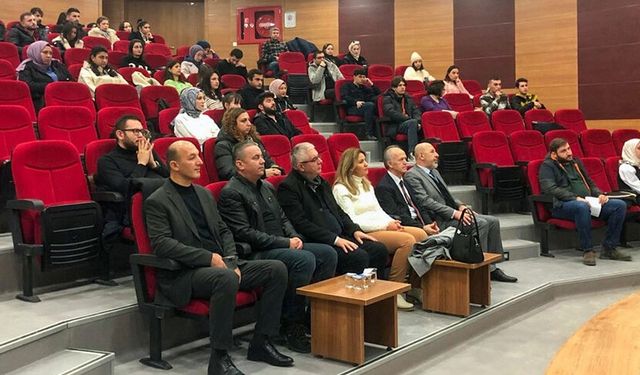 MEŞRUTİYET DÖNEMİ BASINI VE TÜRK DÜNYASI KONFERANSI YAPILDI