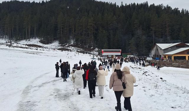 ÇANKIRI'DA ÜNİVERSİTE ÖĞRENCİLERİ KARIN TADINI ÇIKARDI