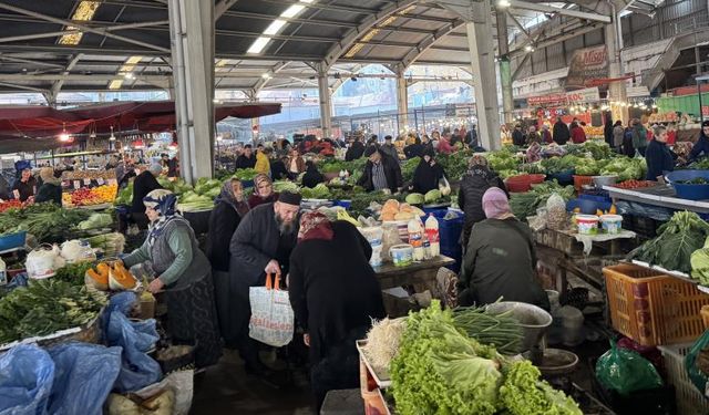 ZONGULDAK'TA HALK PAZARINA İLGİ ARTTI