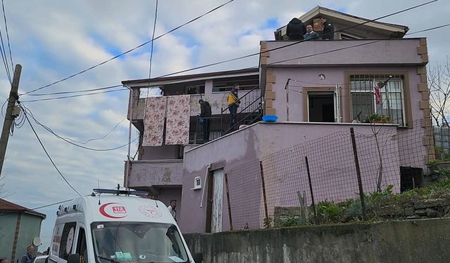 İKİ ÇOCUK ANNESİ KADIN EVİNDE ÖLÜ BULUNDU