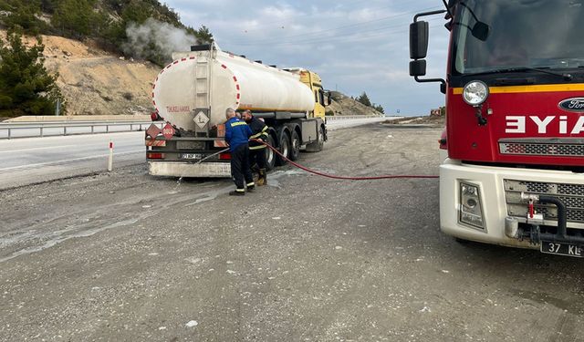 KASTAMONU D100 KARAYOLUNDA TANKER YANGINI