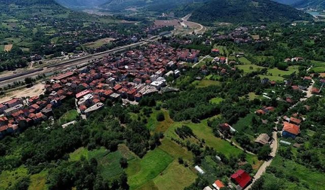 BARTIN ESKİHAMİDİYE KÖYÜ'NDE REFERANDUMA GİDİLDİ