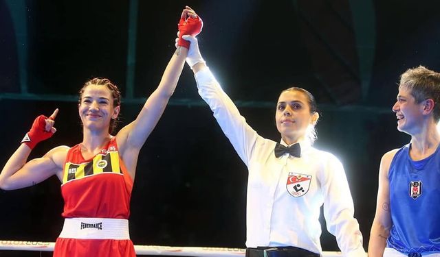 ŞERİFE ATEŞ TÜRKİYE BOKS ŞAMPİYONASINDA GURURLANDIRDI