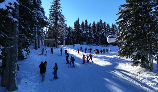 YILBAŞINDA ILGAZ DAĞI'NA TATİLCİ AKINI