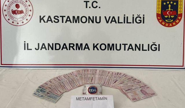 KASTAMONU'DA JANDARMA EKİPLERİ UYUŞTURUCUYA GEÇİT VERMİYOR