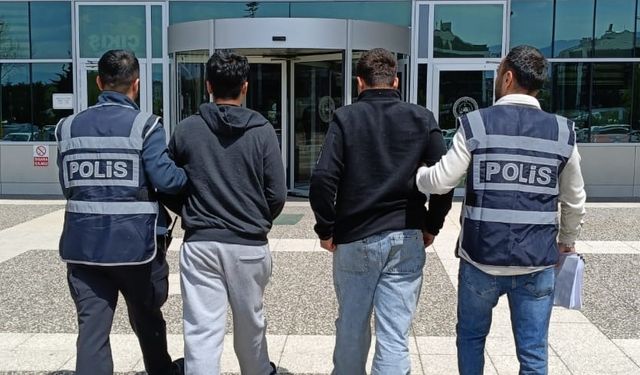 BOLU'DA MOTOSİKLET HIRSIZI 2 KİŞİ YAKALANDI