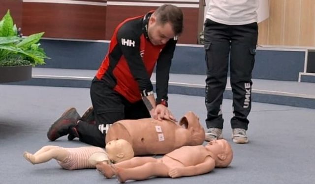 KARABÜK'TE İLK YARDIM EĞİTİMLERİ DÜZENLENDİ