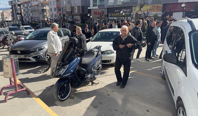 KASTAMONU'NUN TOSYA İLÇESİNDE OTOMOBİL İLE MOTOSİKLET ÇARPIŞTI 2 YARALI