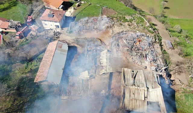 TRAFODAN ÇIKAN YANGIN 6 SAATTE SÖNDÜRÜLDÜ