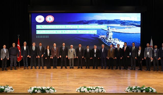 ULUSLARARASI FİLYOS SÜRDÜRÜLEBİLİR KALKINMA VE LOJİSTİK KONGRESİ YAPILDI
