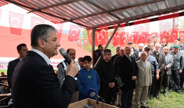 VALİ YAVUZ KARABÜK'ÜN 278. KÖYÜNÜN KURULUŞ PROGRAMINA KATILDI