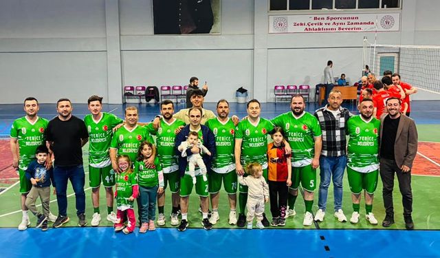 YENİCE BELEDİYESİ VOLEYBOL TAKIMI GALİBİYETİ SÜRDÜRÜYOR
