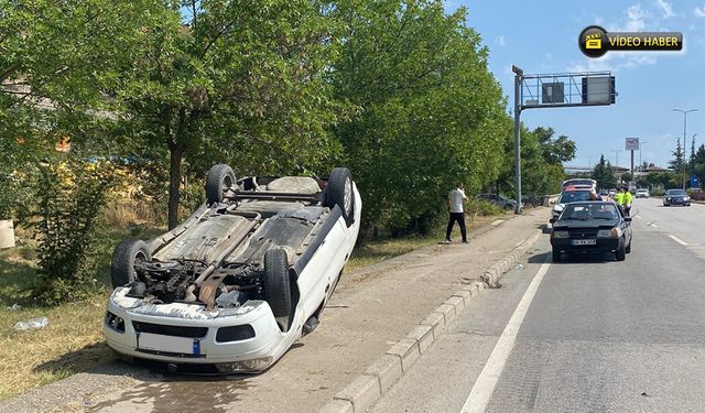OTOMOBİL TAKLA ATTI: 1 YARALI