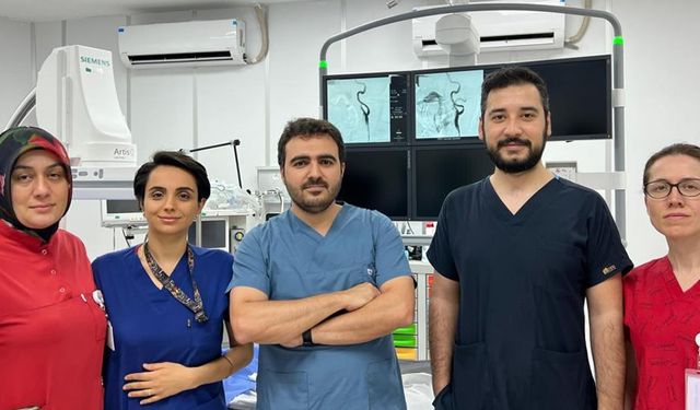 KASTAMONU'DA ŞAH DAMARI TIKANIKLIKLARINA STENTLİ MÜFAHALE