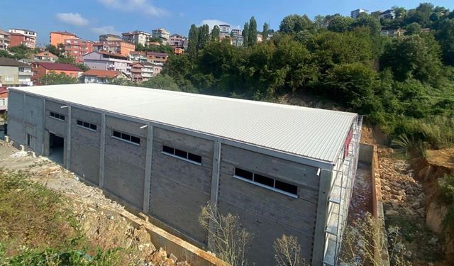 ZONGULDAK'TA KAPALI SPOR SALONU İNŞATINDA SONA GELİNDİ