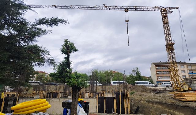 EFLANİ'DE YENİ HÜKÜMET KONAĞI VE EMNİYET AMİRLİĞİ İNŞAATI SÜRÜYOR