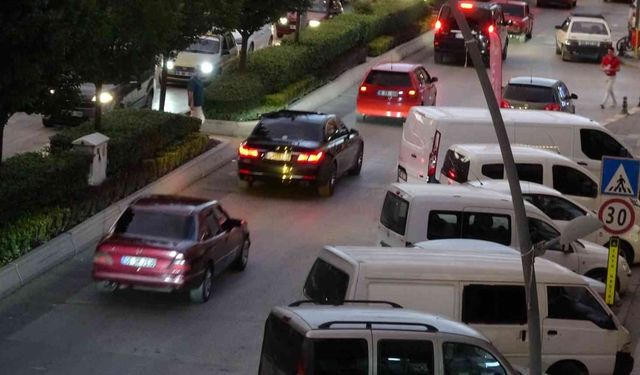 ÇANKIRI'DA TRAFİĞE KAYITLI ARAÇ SAYISI 74 BİN OLDU