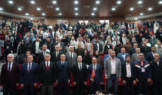 FİLİSTİNLİ GAZETECİ İSRAİL ZULMÜNÜ ANLATTI