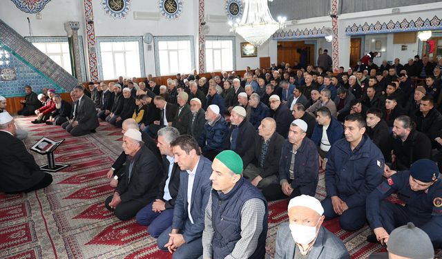 ŞEHİT NURİ ÖZCAN’IN İÇİN MEVLİD-İ ŞERİF DÜZENLENDİ