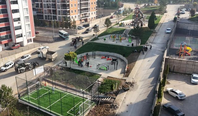 KARABÜK'TE PARK ÇALIŞMALARI SÜRÜYOR