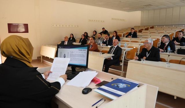 1. ULUSLARARASI DENİZ HUKUKU VE TEKNOLOJİLERİ SEMPOZYUMU YAPILDI