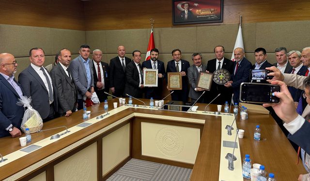 YENİCELİLER ANKARA’YA ÇIKARMA YAPTI