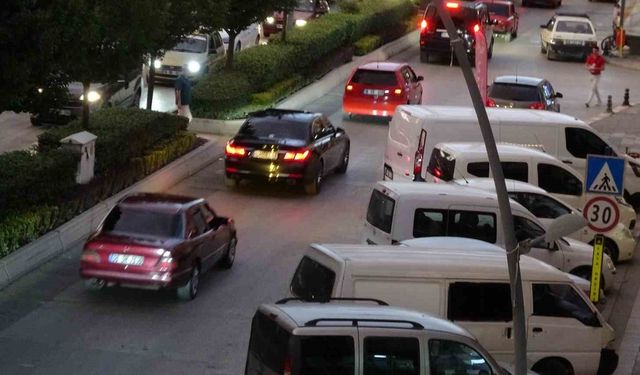 ÇANKIRI'DA TRAFİĞE KAYITLI ARAÇ SAYISI 74 BİN 389 OLDU