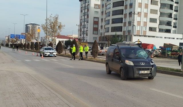 KASTAMONU'DA HAFİF TİCARİ ARACIN ÇARPTIĞI YAYA HAYATINI KAYBETTİ