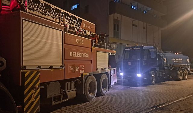 KASTAMONU'DA ÇATI YANGINI