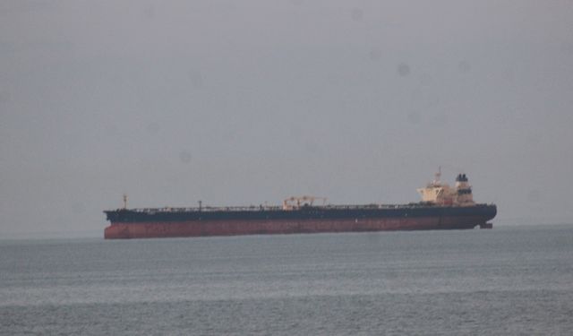 DRON SALDIRISINA UĞRAYAN GEMİ AKSTAMONU'DAN AYRILDI