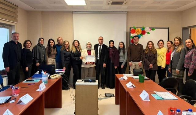 KARABÜK'TE 'ANNE SÜTÜ VE EMZİRME DANIŞMANLIĞI EĞİTİMİ' SONA ERDİ