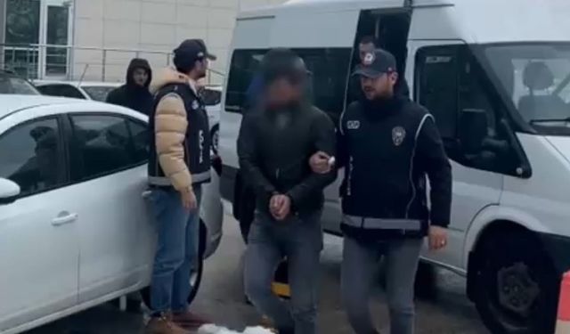 BOLU'DA GÖÇMEN KAÇAKÇILIĞI OPERASYONU 5 KİŞİ TUTUKLANDI