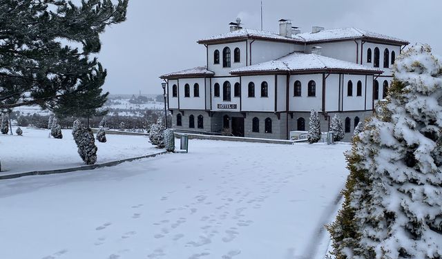 KATAMONU'DA YÜKSEK KESİMLERE KAR YAĞDI