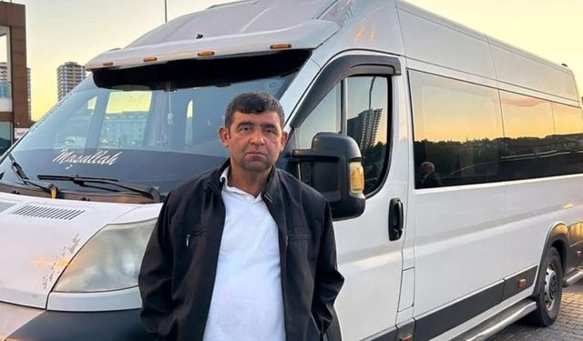 ALEVLERE TESLİM OLAN MİNİBÜSÜNÜ İZLERKEN KALBİNE YENİK DÜŞTÜ