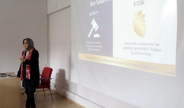 KARABÜK'TE İL MÜDÜRLÜĞÜ PERSONELİNE AHLAK VE ETİK DEĞERLER EĞİTİMİ DÜZENLENDİ