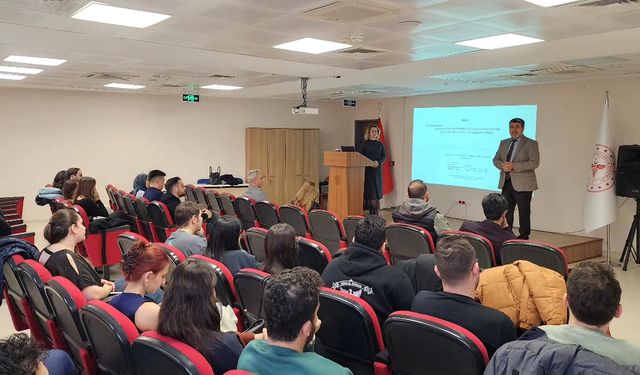KARABÜK'TE HEKİMLERE ACİL SAĞLIK HİZMETLERİNDE SEVK VE KOORDİNASYON EĞİTİMİ VERİLDİ