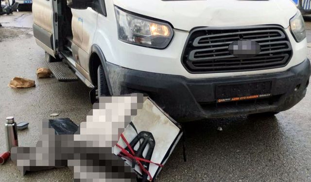 MİNİBÜSLE ÇARPIŞAN MOTOKURYE HASTANEDE HAYATINI KAYBETTİ