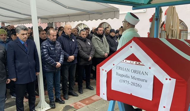 KALP KRİZİNE YENİK DÜŞEN POLİS TOPRAĞA VERİLİDİ