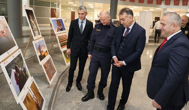 KARABÜK'TE "TARIM , ORMAN VE İNSAN" FOTOGRAF SERGİSİ AÇILDI