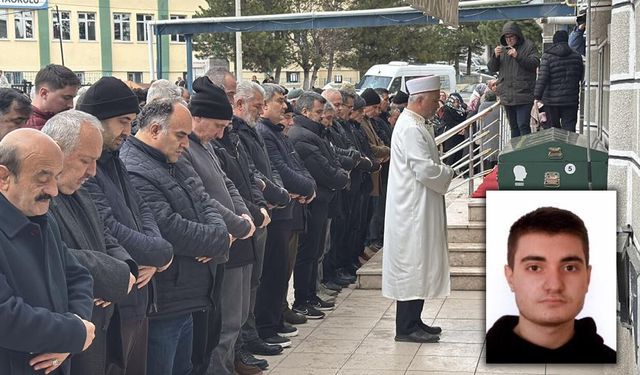 DENİZDE BOĞULAN KBÜ'LÜ GENÇ TOPRAĞA VERİLDİ