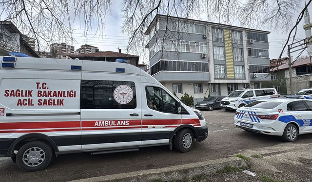 YAŞLI  KADIN EVİNDE ÖLÜ BULUNDU