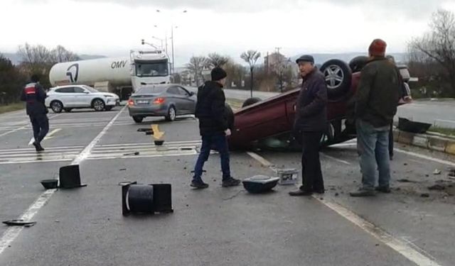 YENİÇAĞA'DA TRAFİK KAZASI 1 KİŞİ YARALANDI